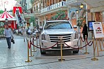 زوار دبي يشيدون بتجربة التسوق في 