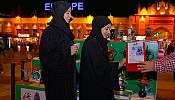 ضيوف القرية العالمية ساهموا في مبادرة دعم حملة #تراحموا