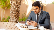 دراسة Facebook IQ تظهر زيادة في مشاهدة الفيديو عبر الإنترنت خلال العام الماضي لدى 79٪ من السكان في دولة الإمارات