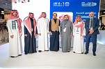 رئيس جمعية الأزياء يختتم ورش معرض الأقمشة الرجالية والإكسسوارات الخامس